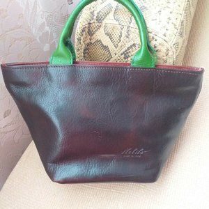 NOBILE ITALY Women's Leather Small Handbag With a Zipper With Short Green Handle